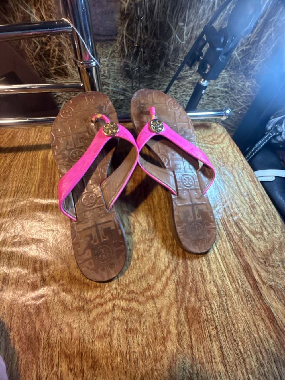 Tory Burch Pink Leather Logo Thong Sandals